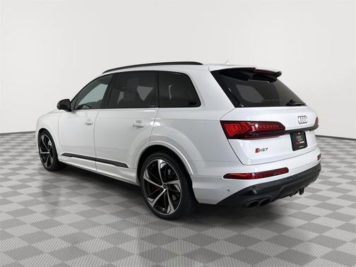 Glacier White Metallic 2024 Audi SQ7 4.0T Prestige