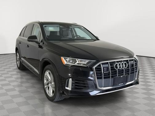 2023 Audi Q7 55 Premium Plus