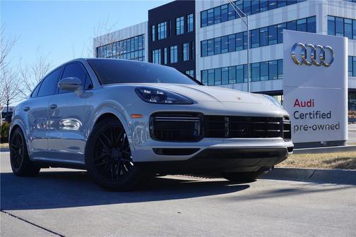 2022 Porsche Cayenne Turbo