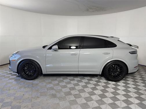 2022 Porsche Cayenne Turbo