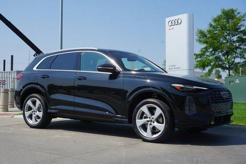 2025 Audi Q5 Premium Plus