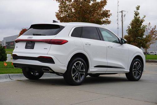 2025 Audi Q5 Premium Plus TFSI quattro S tronic