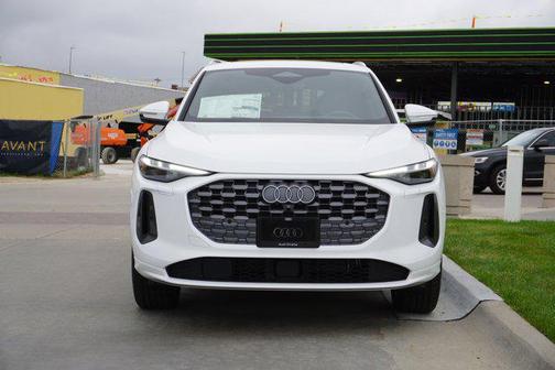 2025 Audi Q5 Premium Plus TFSI quattro S tronic