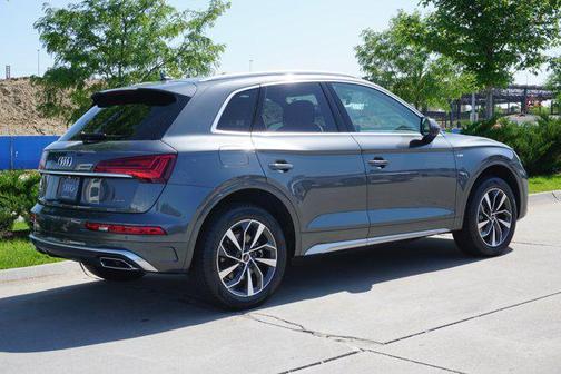 2024 Audi Q5 45 S line Premium