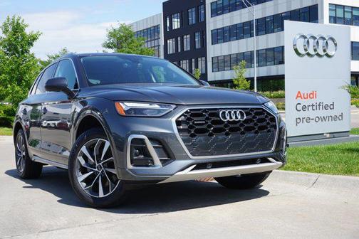 2024 Audi Q5 45 S line Premium