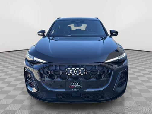 Mythos Black Metallic 2026 Audi Q5 Premium Plus TFSI quattro S tronic