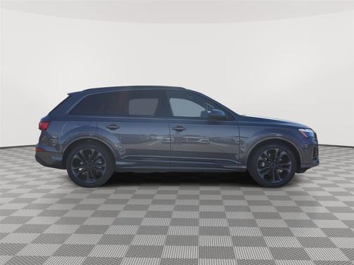 2026 Audi Q7 55 Premium Plus