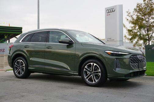 2025 Audi Q5 Prestige TFSI quattro S tronic