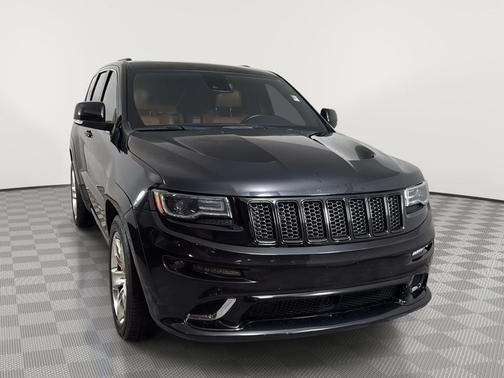 Brilliant Black Crystal Pearlcoat 2015 Jeep Grand Cherokee SRT