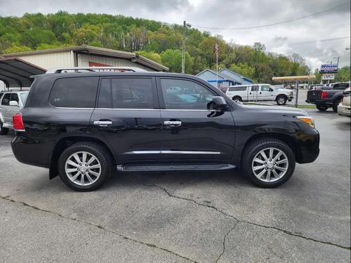 2009 Lexus LX 570 Base