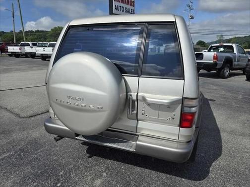 2001 Isuzu Trooper Limited