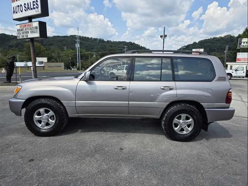 2001 Toyota Land Cruiser Base