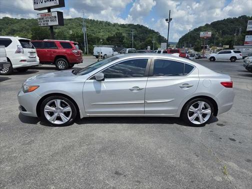 2013 Acura ILX 2.0L Technology