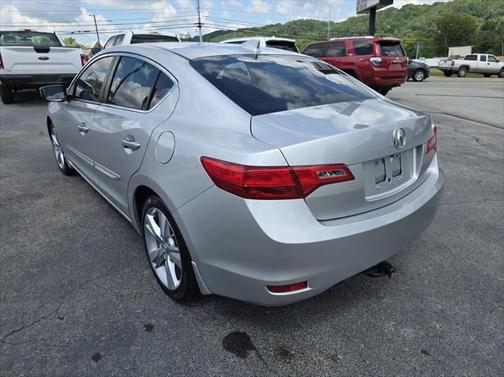 2013 Acura ILX 2.0L Technology