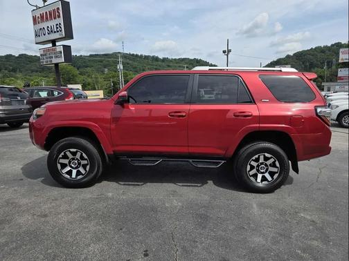 2017 Toyota 4Runner SR5