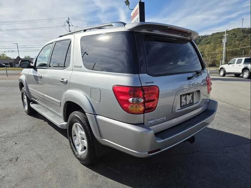 2001 Toyota Sequoia Limited