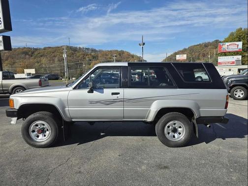 1989 Toyota 4Runner SR5 V6