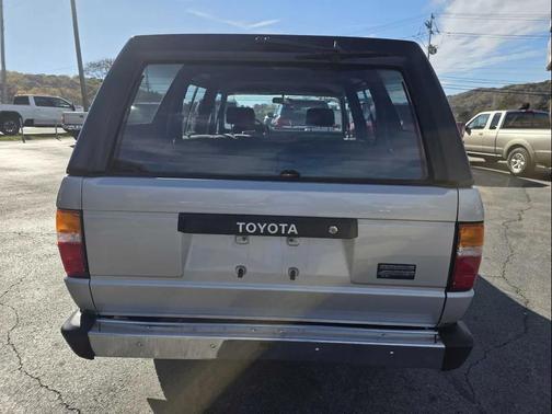 1989 Toyota 4Runner SR5 V6