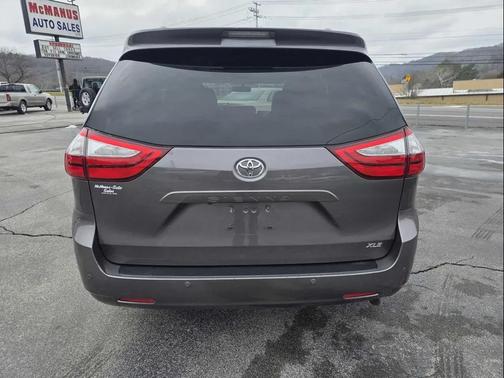 2015 Toyota Sienna XLE Premium