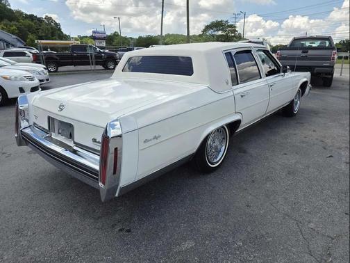1985 Cadillac Fleetwood Brougham