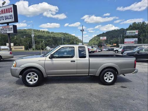 2004 Nissan Frontier XE King Cab