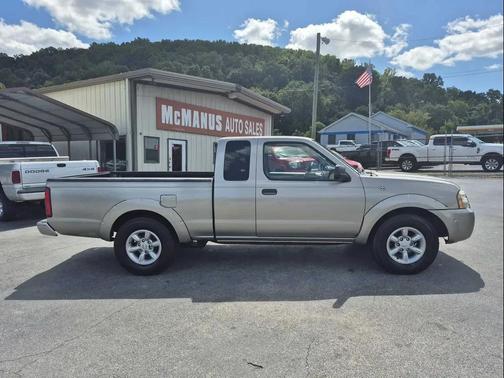 2004 Nissan Frontier XE King Cab