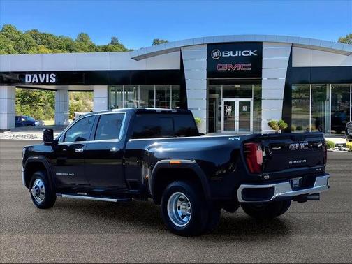2024 GMC Sierra 3500 SLT