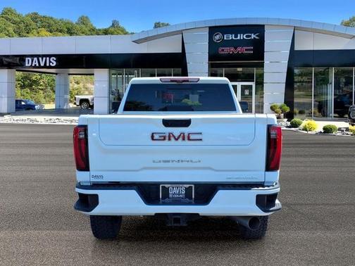 Summit White 2024 GMC Sierra 2500 Denali