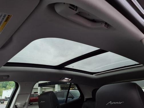 2025 Buick Envision Avenir AWD