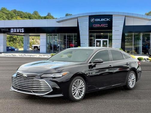 Opulent Amber 2019 Toyota Avalon XLE