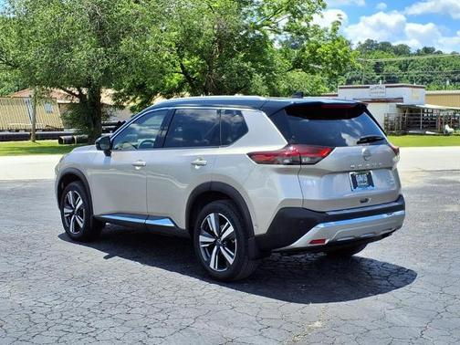 2022 Nissan Rogue Platinum
