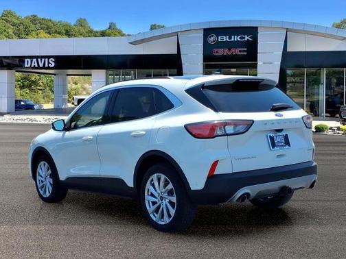 Star White Metallic Tri-Coat 2021 Ford Escape Titanium