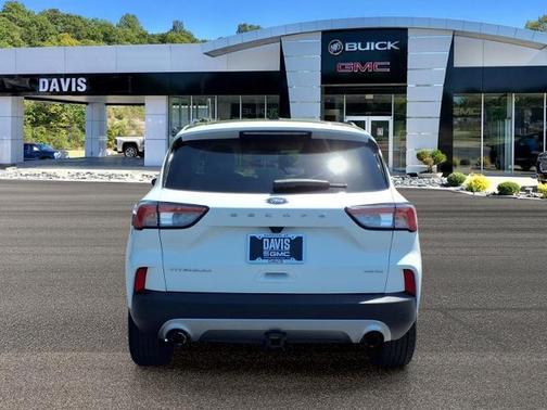 Star White Metallic Tri-Coat 2021 Ford Escape Titanium