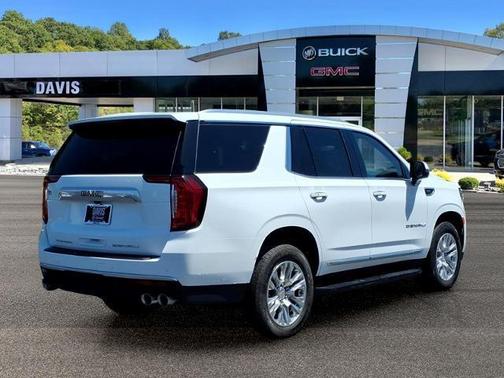 Summit White 2024 GMC Yukon Denali