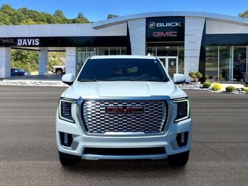 Summit White 2024 GMC Yukon Denali
