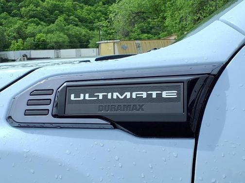 Glacier White Tricoat 2026 GMC Sierra 2500 Denali Ultimate