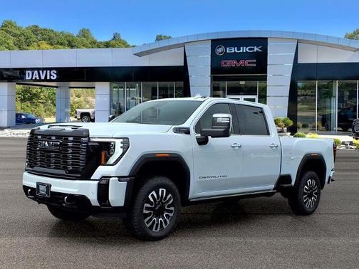 Glacier White Tricoat 2026 GMC Sierra 2500 Denali Ultimate