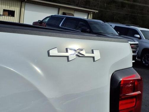 2024 GMC Sierra 2500 Pro