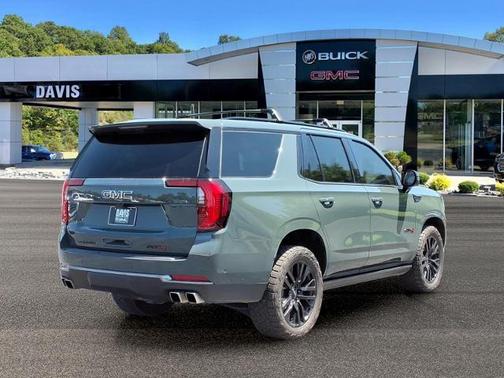 Midnight Pine 2026 GMC Yukon 4WD AT4