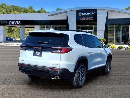 2026 GMC Acadia AWD AT4