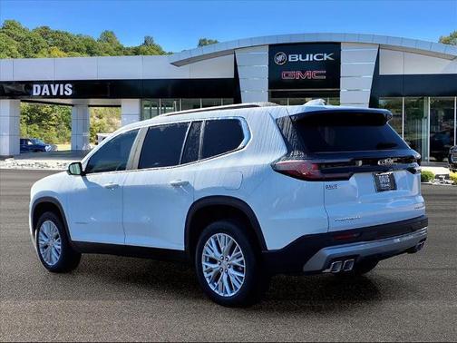 2026 GMC Acadia Elevation FWD