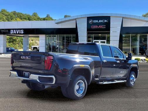 2024 GMC Sierra 3500 SLT