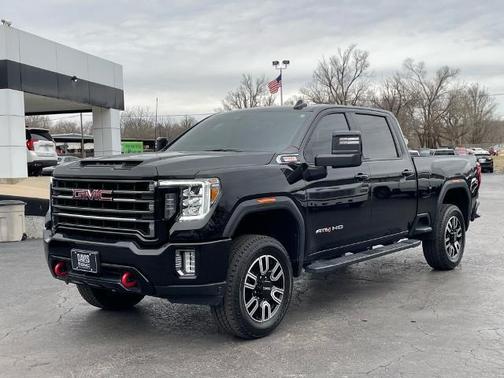 2022 GMC Sierra 2500 AT4
