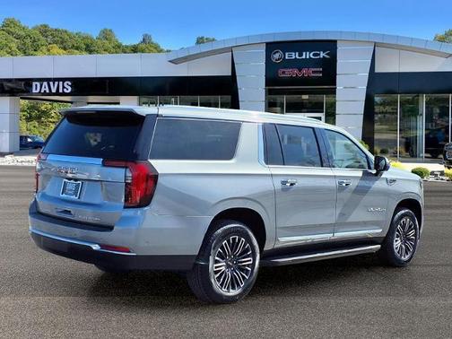 2026 GMC Yukon XL 4WD Elevation
