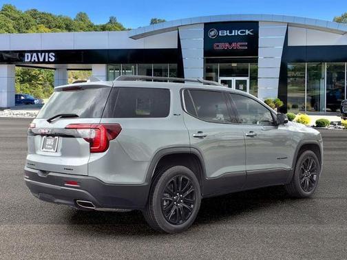 Sterling Metallic 2023 GMC Acadia AWD SLT