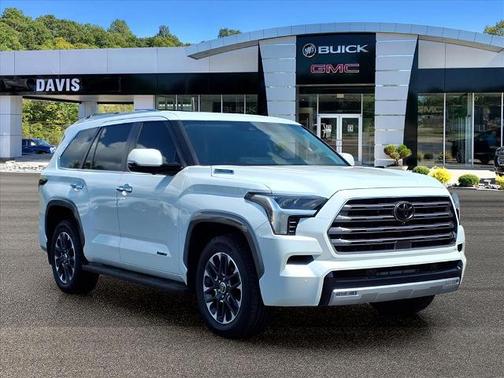 2024 Toyota Sequoia SR5