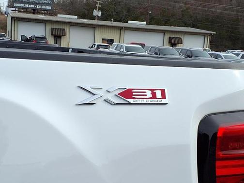 2024 GMC Sierra 2500 SLE