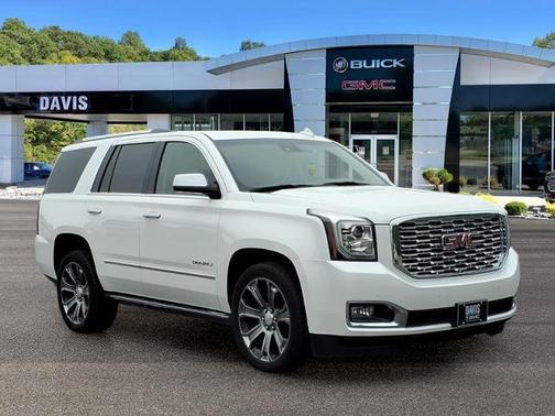 White Frost Tricoat 2018 GMC Yukon Denali
