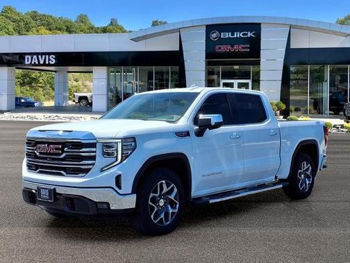 Summit White 2022 GMC Sierra 1500 SLT