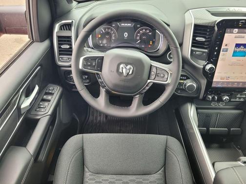 Molten Red Pearlcoat 2026 RAM 1500 Big Horn/Lone Star